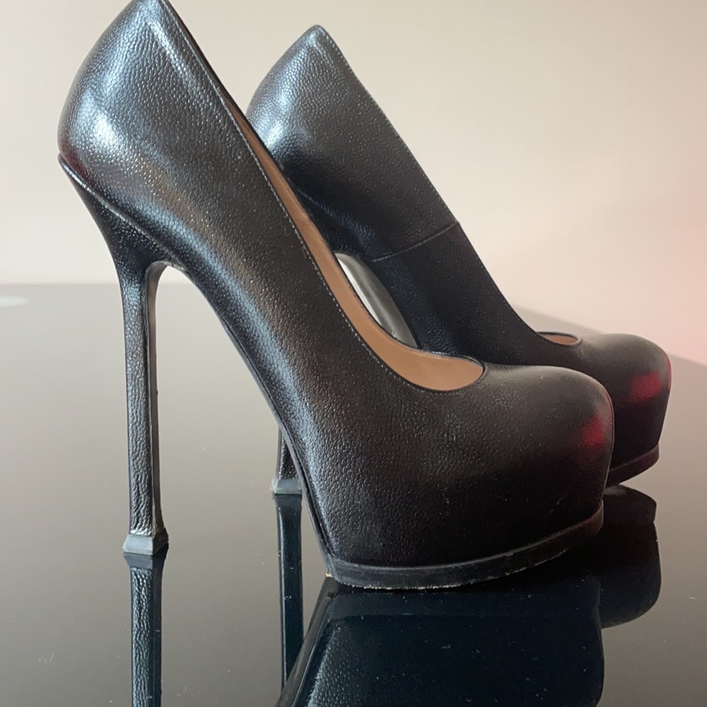 Black caviar textured leather ysl shoes sz 35 - Picture 5 of 5